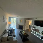 Incredible Two Bedroom Hollywood Apartments Free Parking