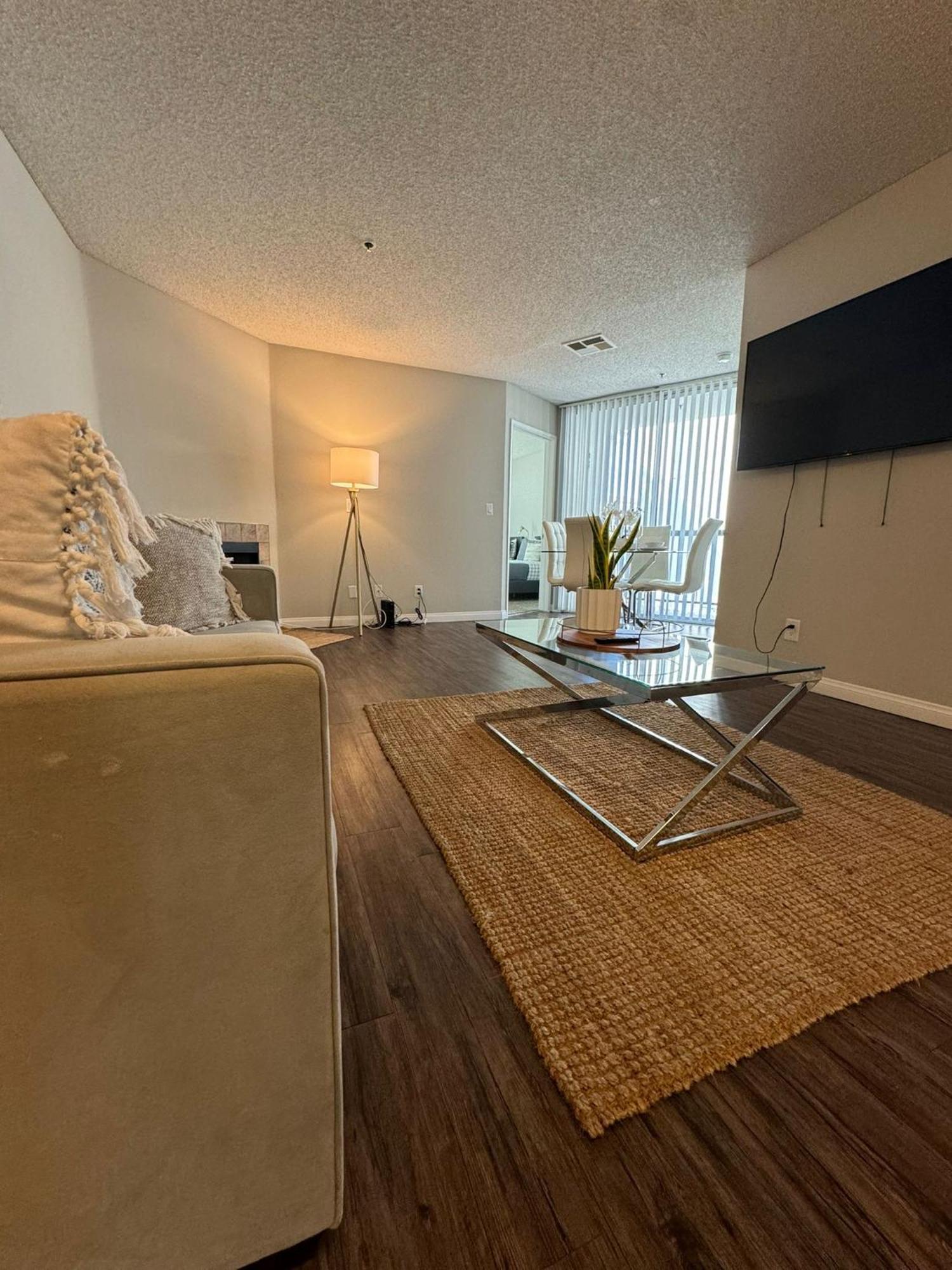 Apartamento Incredible Two Bedroom Hollywood Free Parking