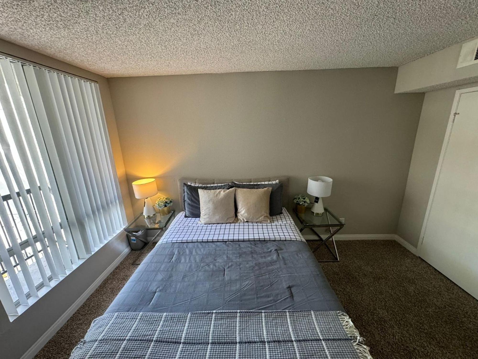 Apartamento Incredible Two Bedroom Hollywood Free Parking Los Ángeles