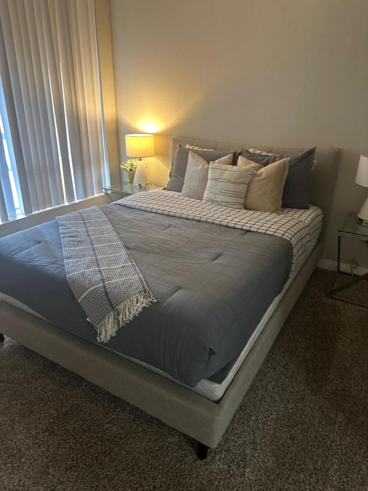 Apartamento Incredible Two Bedroom Hollywood Free Parking