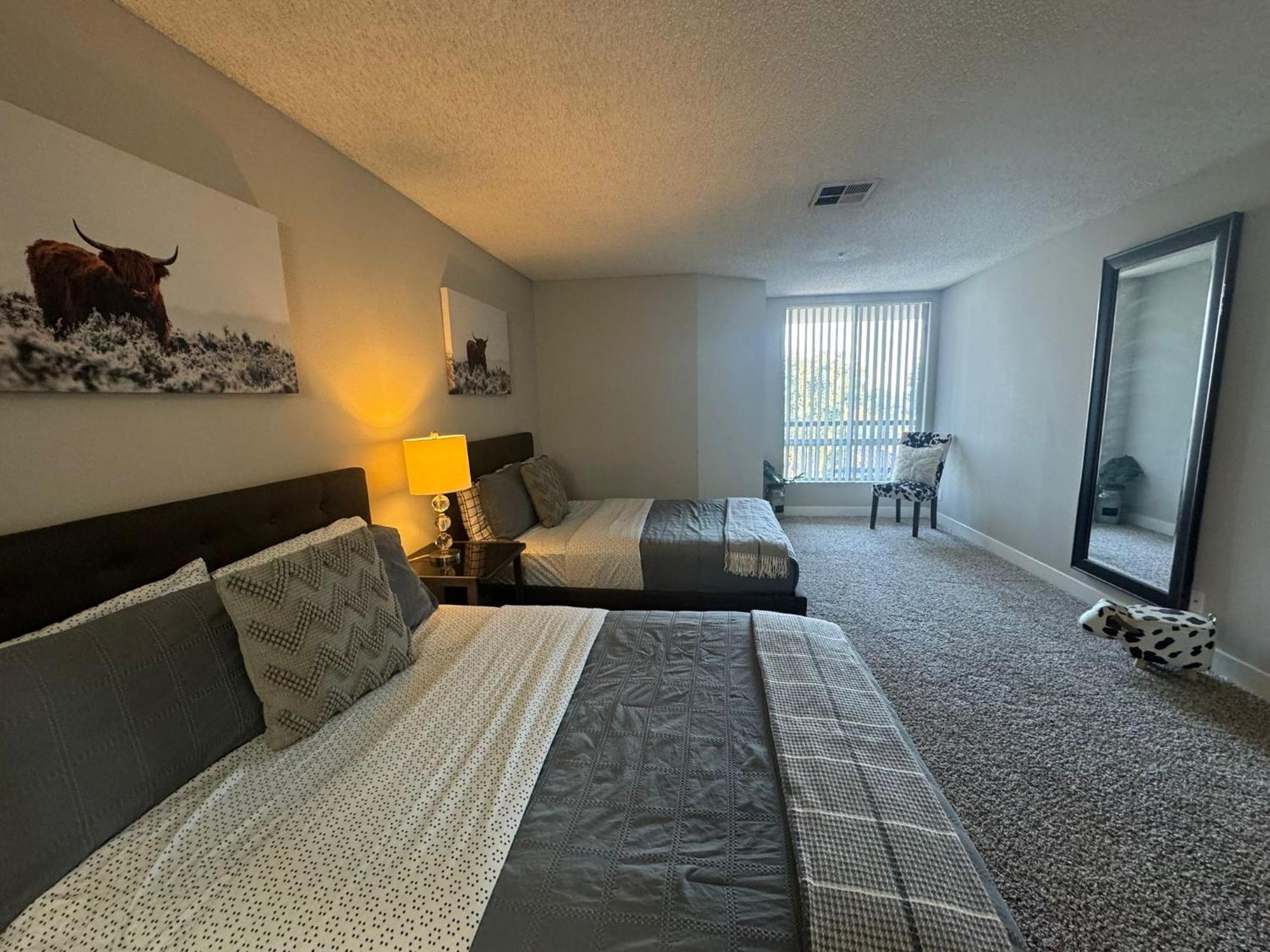 Apartamento Incredible Two Bedroom Hollywood Free Parking