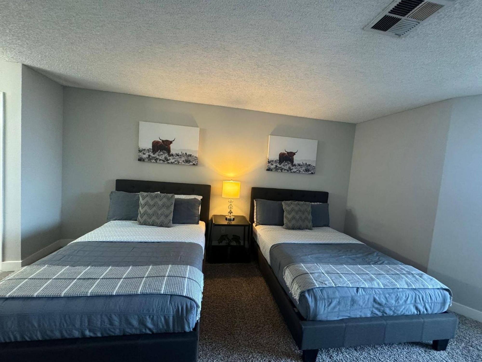 Appartamento Incredible Two Bedroom Hollywood Free Parking Los Angeles